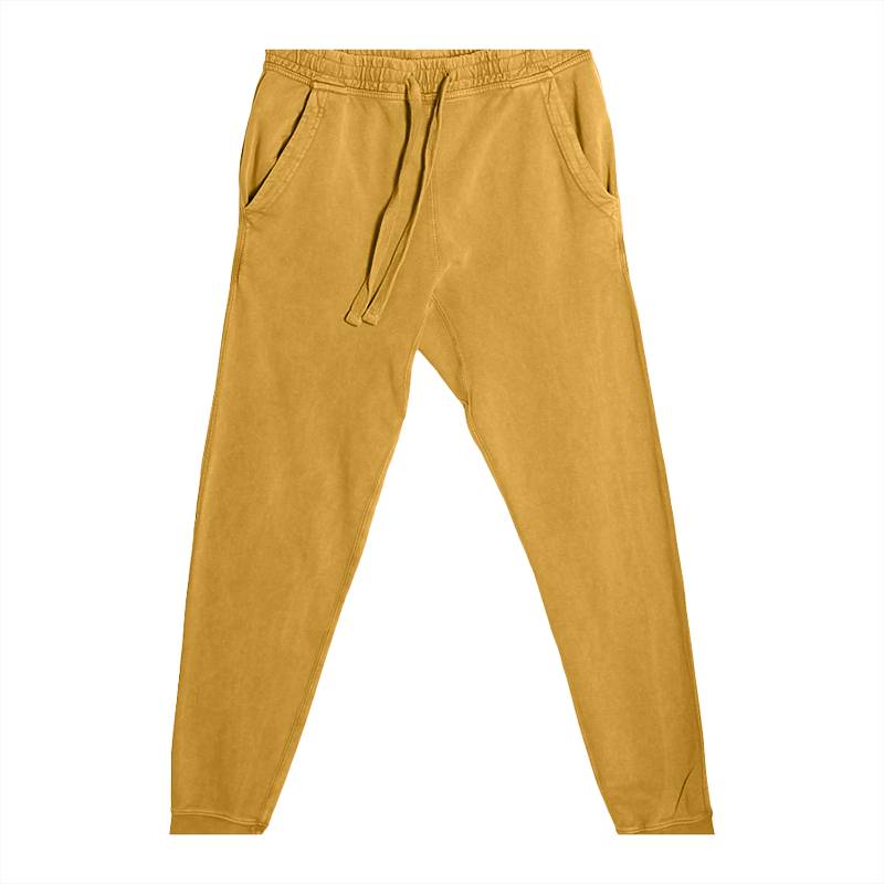 Color: Mustrad
